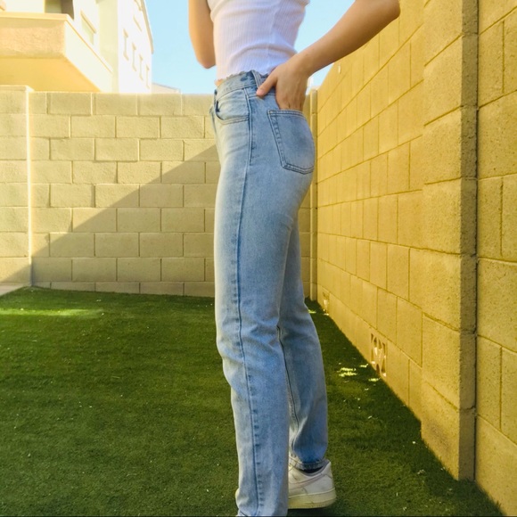 SOLD - Picture 3 of 4